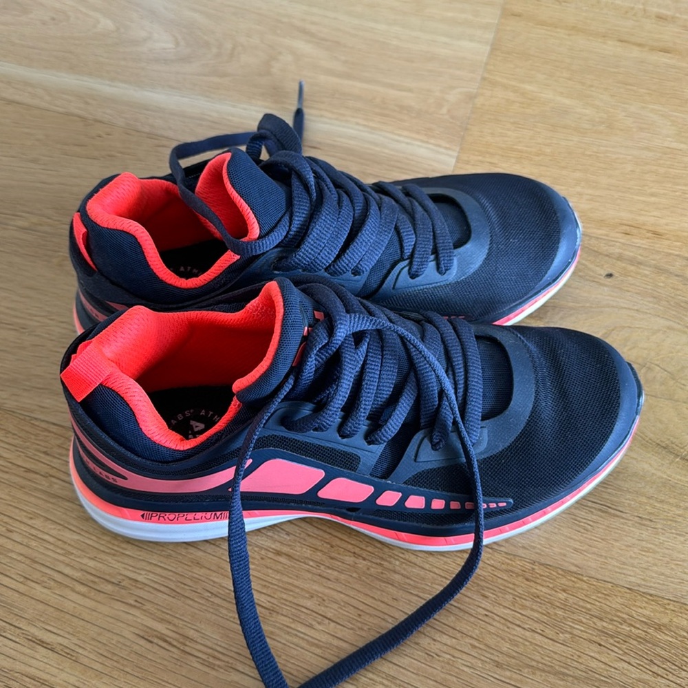 APL Shoes